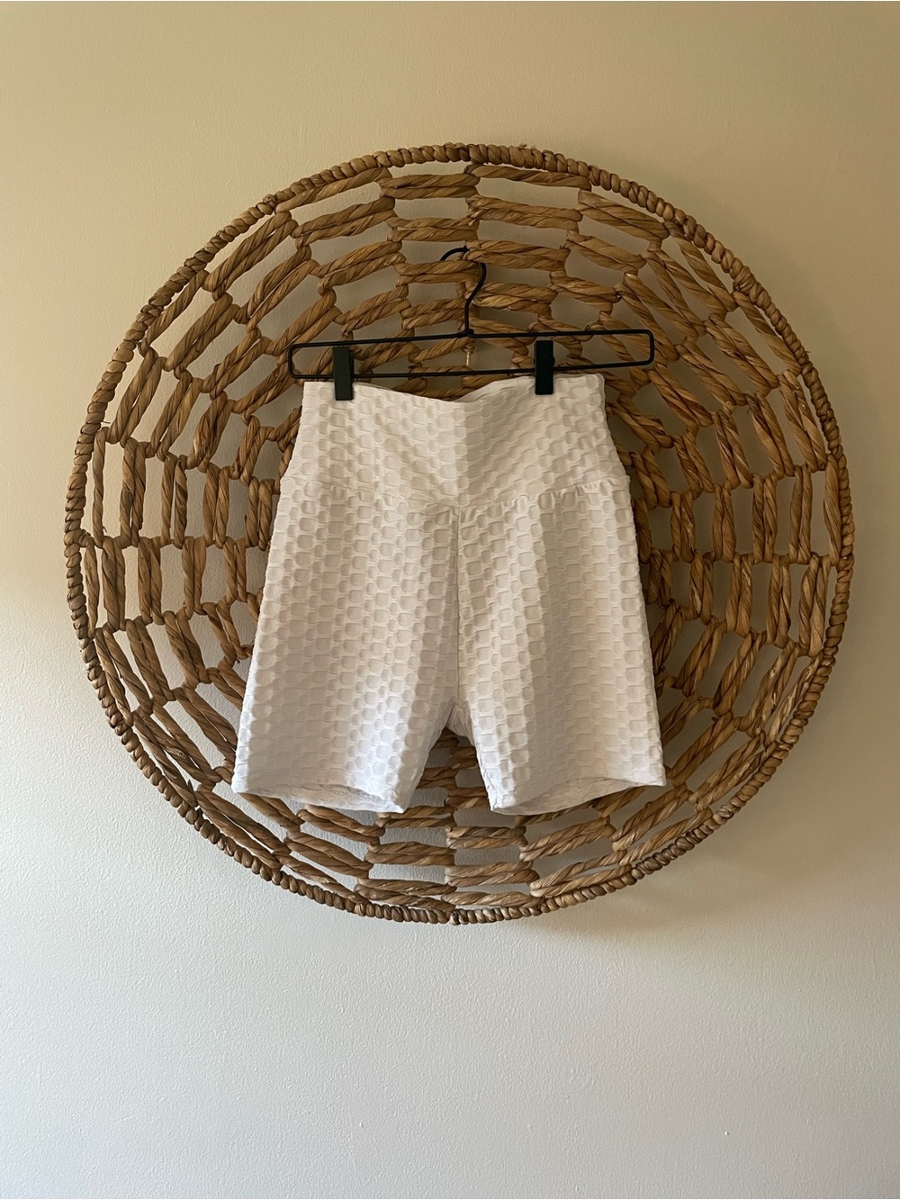 love J White Textured High-Waist Bike Shorts